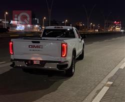GMC Sierra